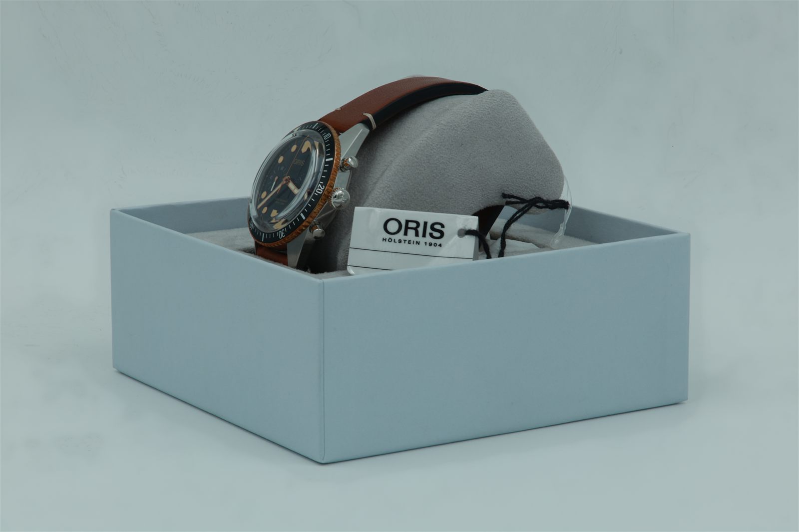 Oris Aquis Date